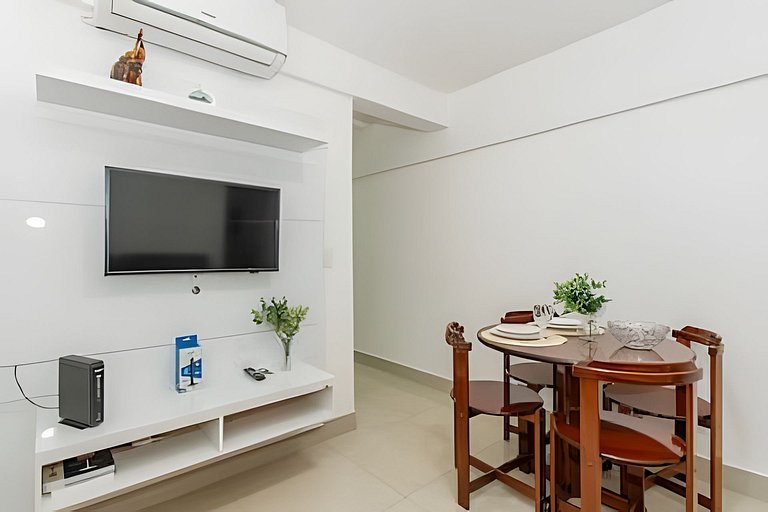 Studio equipado e bem localizado no sudoeste