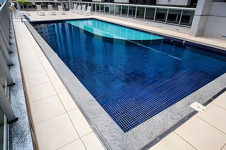 Flat no S4 c/ piscina e academia próximo ao metrô