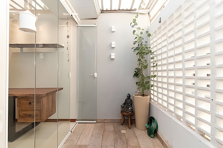 Studio espaçoso e decorado no sudoeste