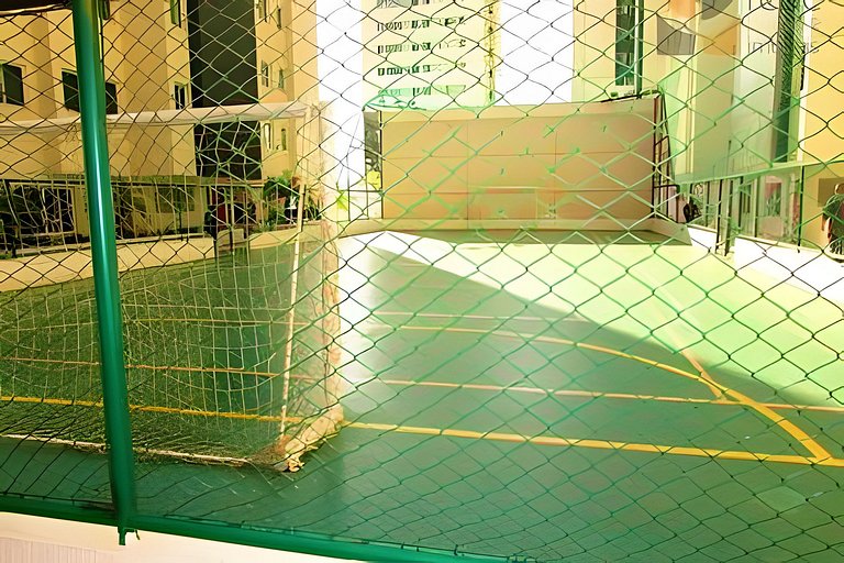 Ótimo Apto com shopping e piscina