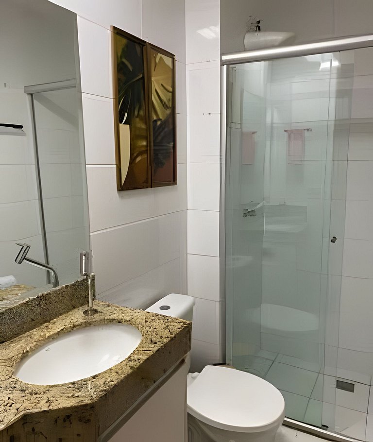 Ótimo Apto com shopping e piscina