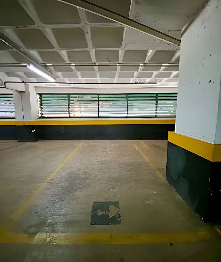 Ótimo Apto com shopping e piscina
