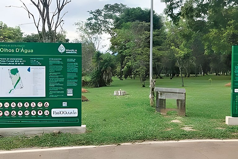 Recanto urbano ao lado do parque Olhos D’Água