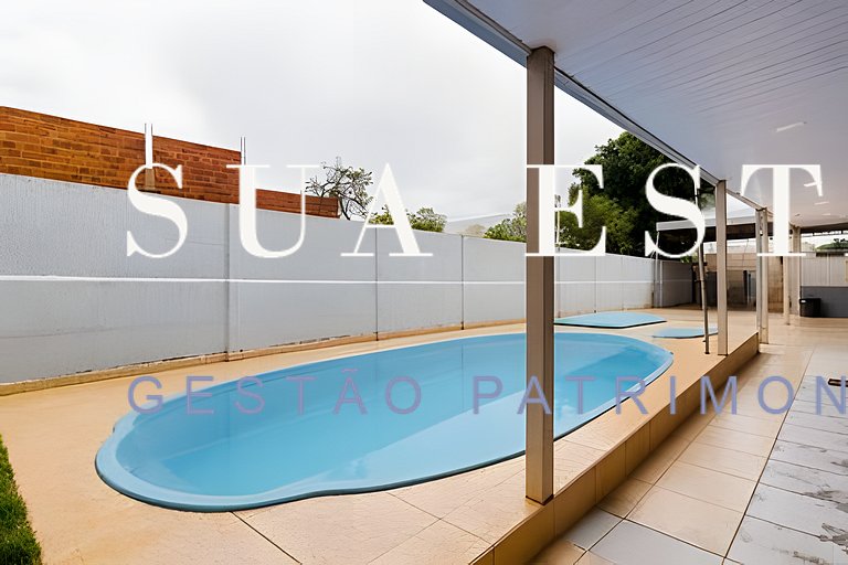 Casa do Naldo - lazer com piscina para até 12 pessoas