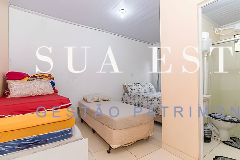 Casa do Naldo - lazer com piscina para até 12 pessoas