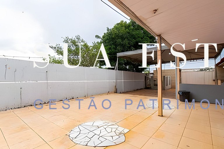Casa do Naldo - lazer com piscina para até 12 pessoas