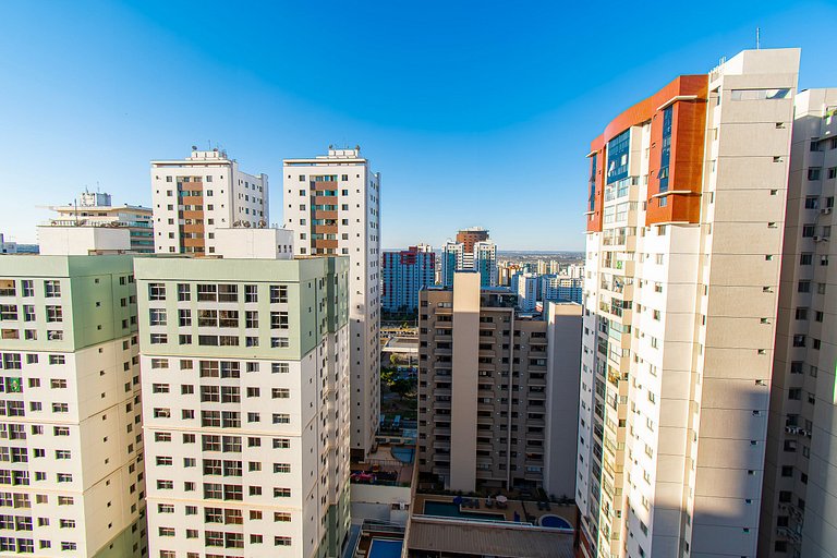 Flat no S4 c/ piscina e academia próximo ao metrô